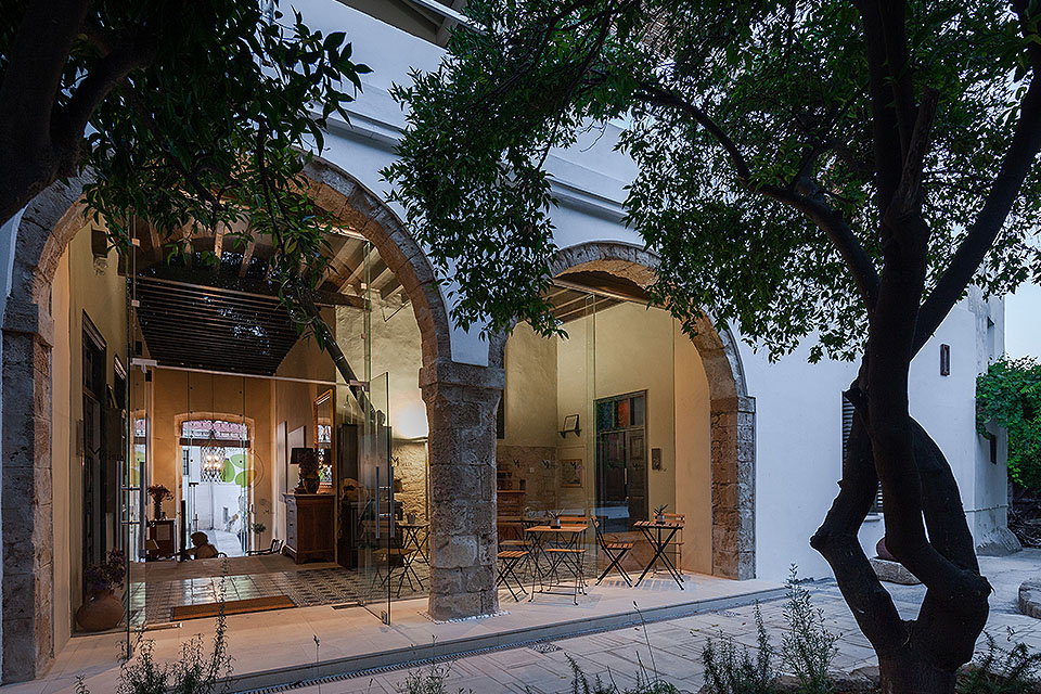 The lobby of Casa Mespilea Hotel